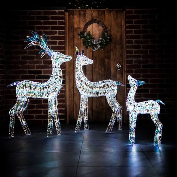 125cm Iridescent Reindeer Family 200 White LED